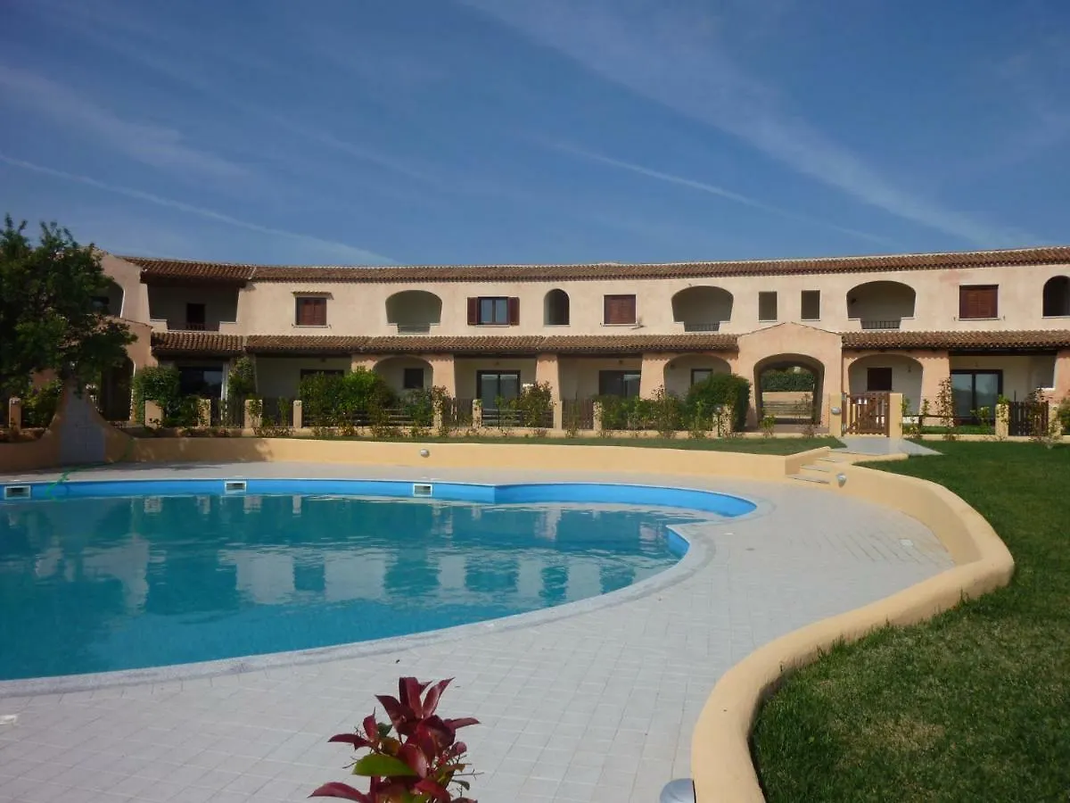 Residence Le Ginestre / Ataras Porto San Paolo  0*, Porto San Paolo (Sardinia)